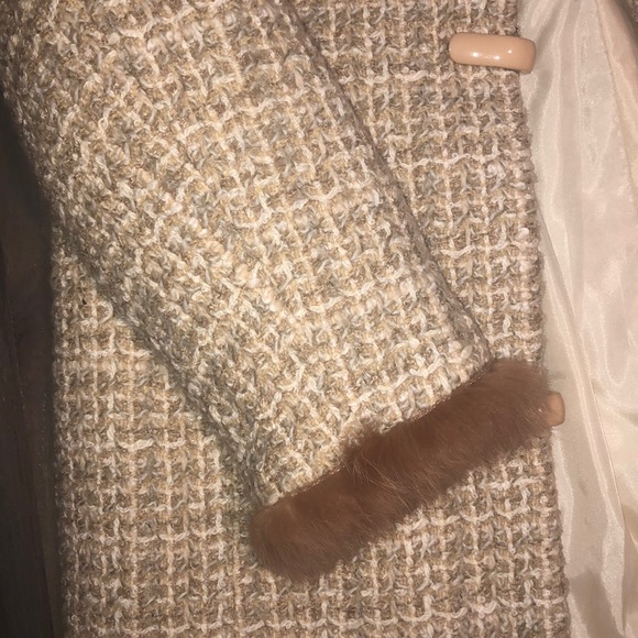 Monica Collection | Jacket - Picture 2 of 6